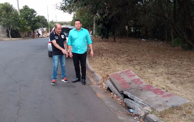 2017815_thiago_martins_bueiro