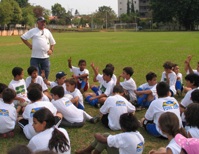 Crianças durante projeto Segundo Tempo